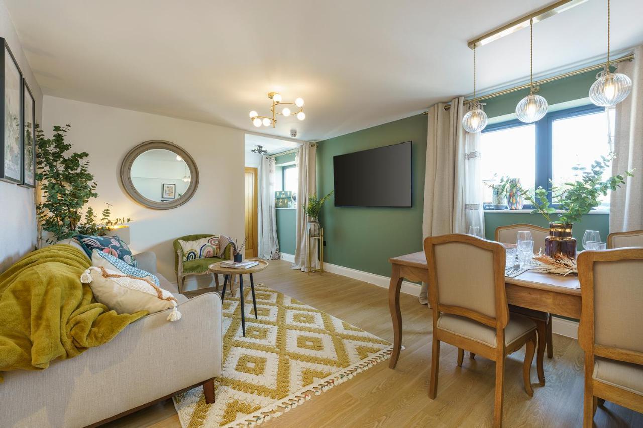 Evergreen - 2 Bed Luxury Apartment By Mint Stays Bristol Exterior photo